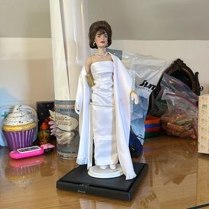 Jackie Kennedy doll - Franklin Mint